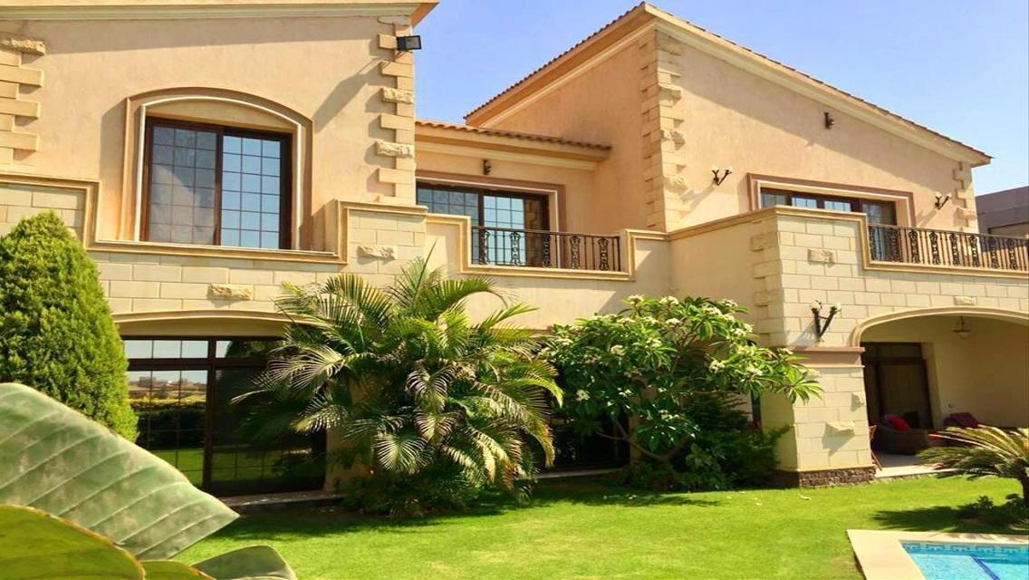 فيلا فاخرة للبيع - 385 بحيرة Swan