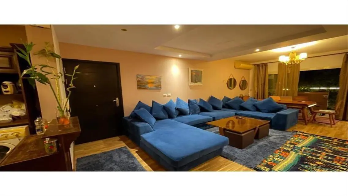 Luxurious villa in the heart of the city