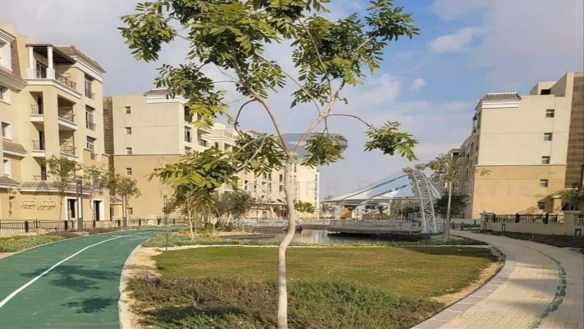 Spacious 182 sqm Apartment for Sale in the Heart of the City