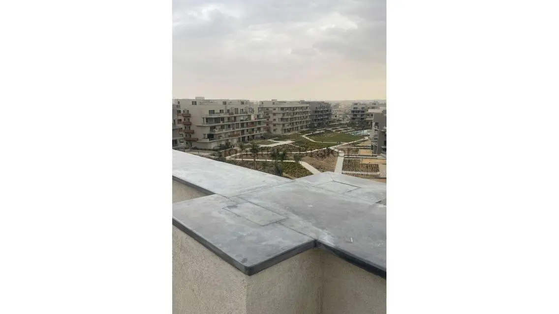 V-RESIDANCE-70 Apartment for Rent - Stunning Lake View