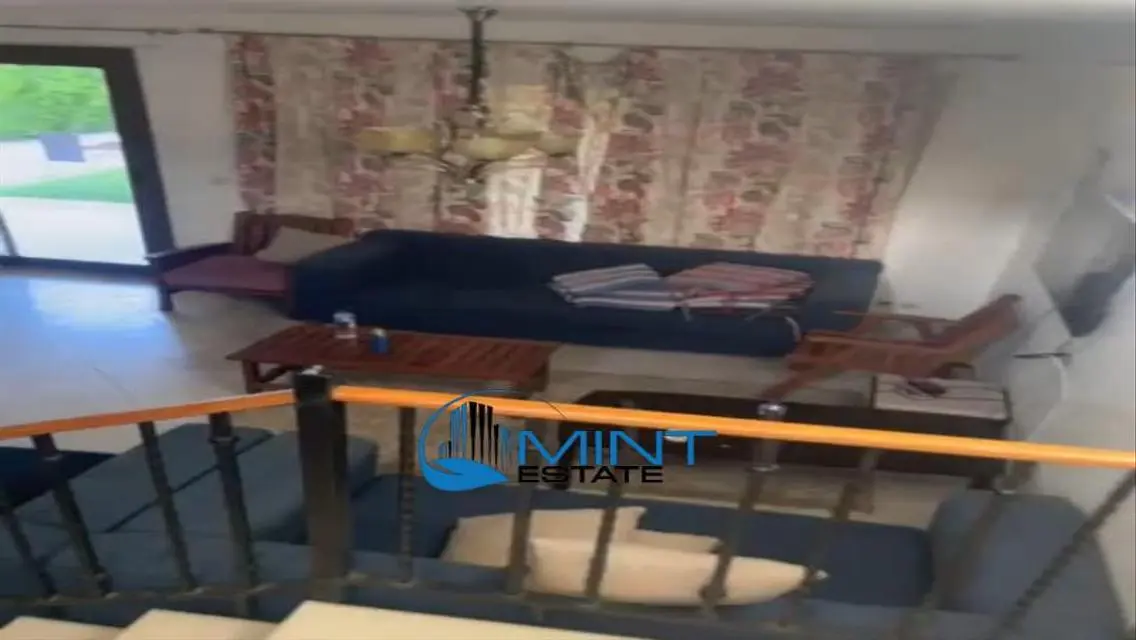 Luxurious Villa with Private Garden and Shared Pool