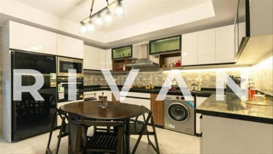 Luxurious Home with Spacious Amenities in Exclusive Community