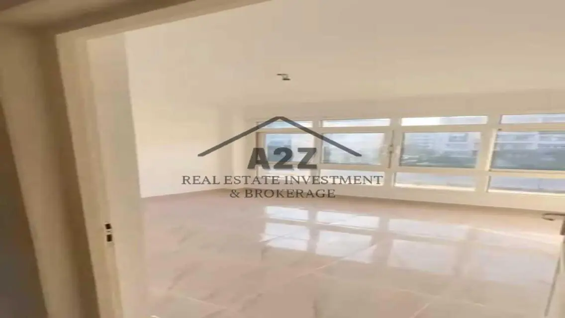 Luxury Apartment for Sale with Spacious Living Area