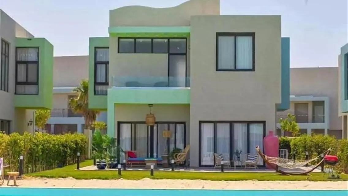 فيلا فاخرة بمدينة هاسيندا واترز