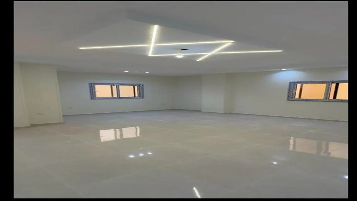 شقة رائعة للبيع في منطقة متميزة