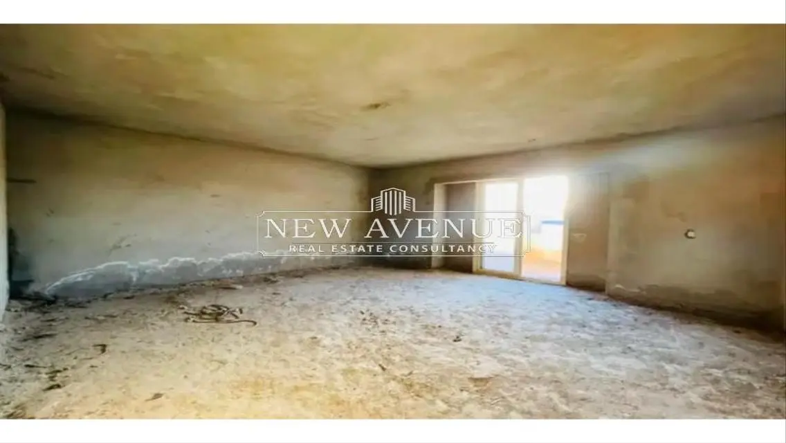Stunning 4-Bedroom Apartment in Prime Location