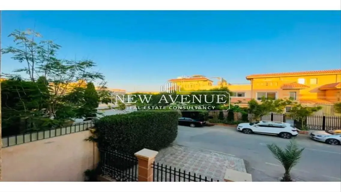 Stunning 4-Bedroom Apartment in Prime Location