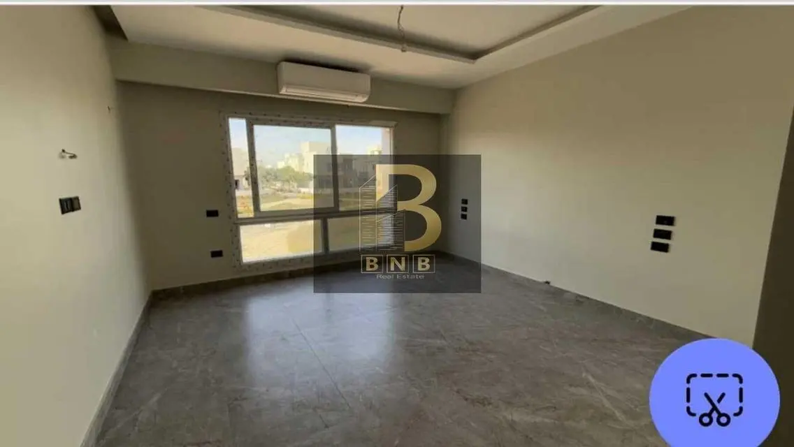 Luxury Apartment with Lake View in a Quiet Area