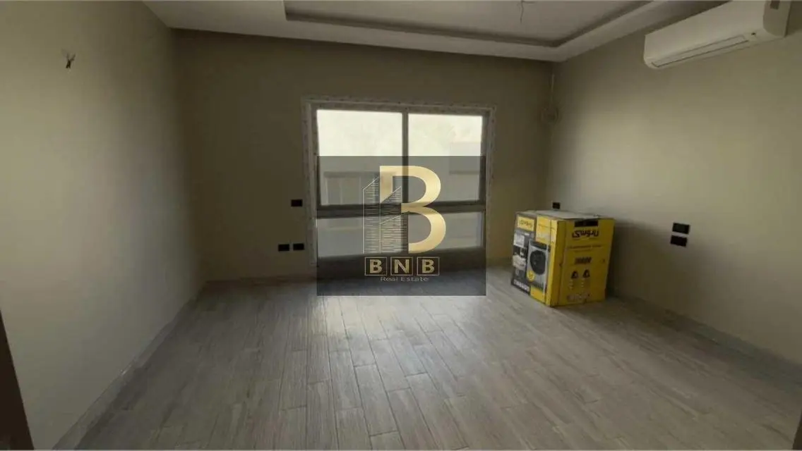 Luxury Apartment with Lake View in a Quiet Area