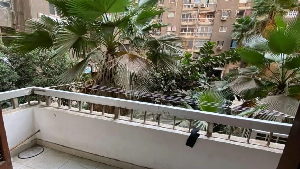 شقة رائعة 3 غرف نوم للبيع في موقع متميز