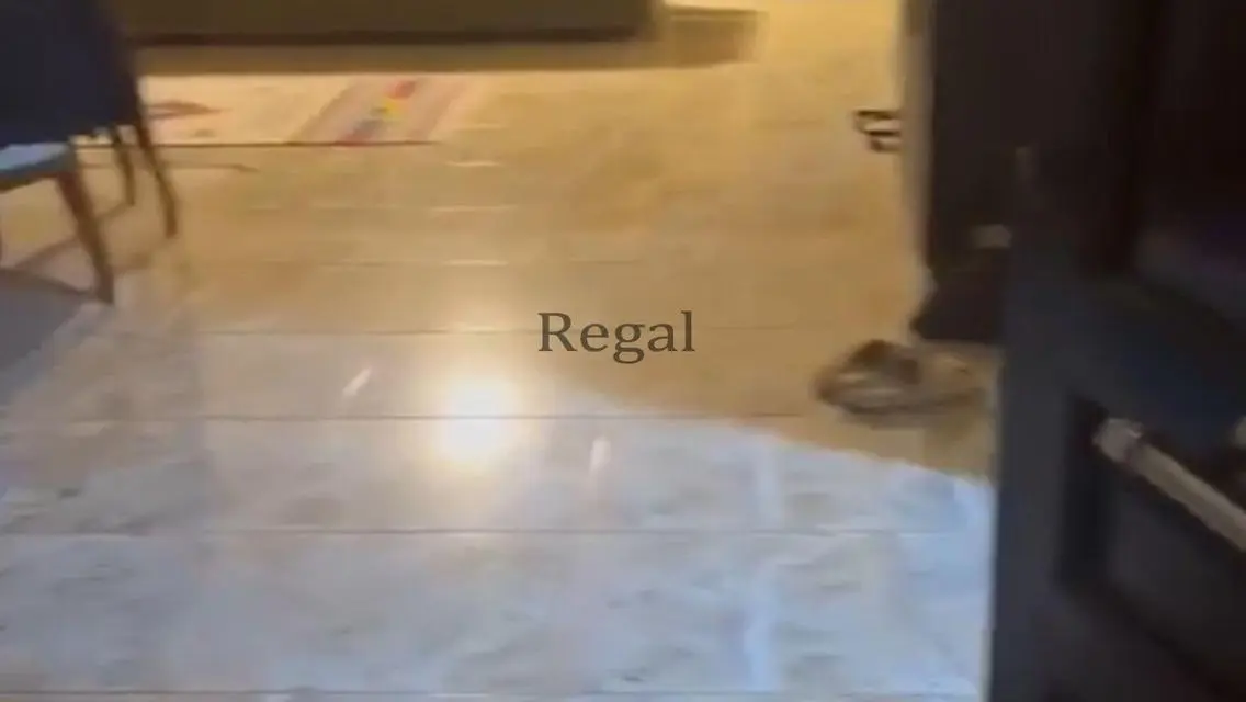 شقة فاخرة للبيع بالقرب من البحر