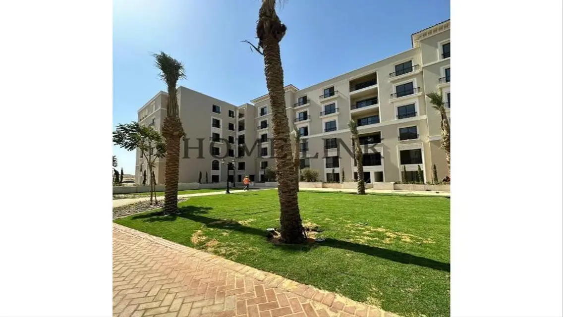Stunning Villa in Village West with Full Amenities
