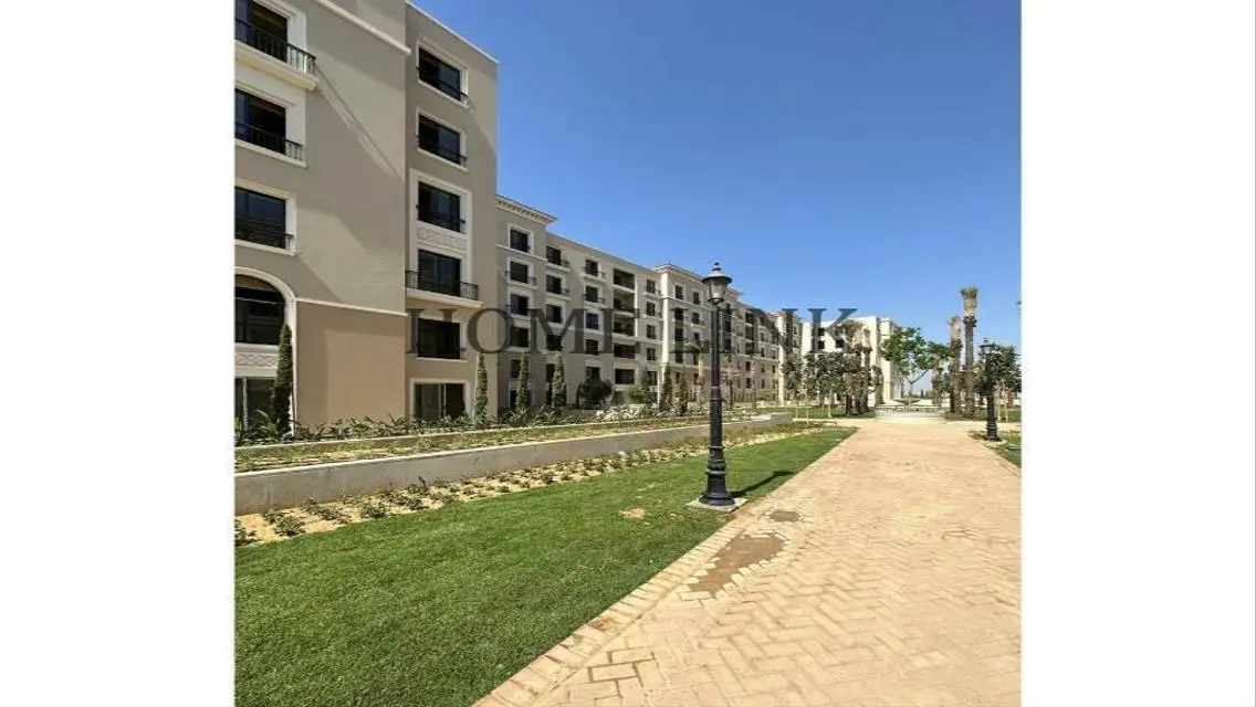 Stunning Villa in Village West with Full Amenities