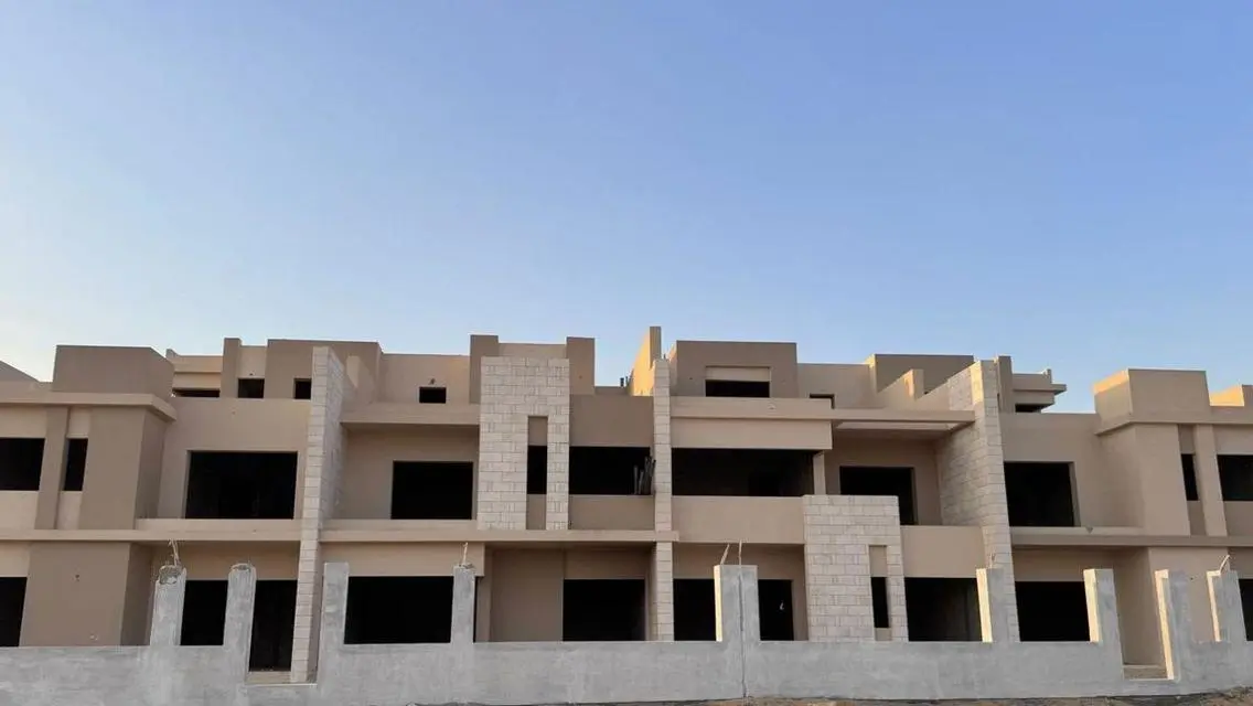 فيلا فاخرة بمساحة 208 متر مربع