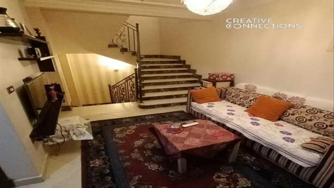شقة رائعة للبيع بثمانية ملايين