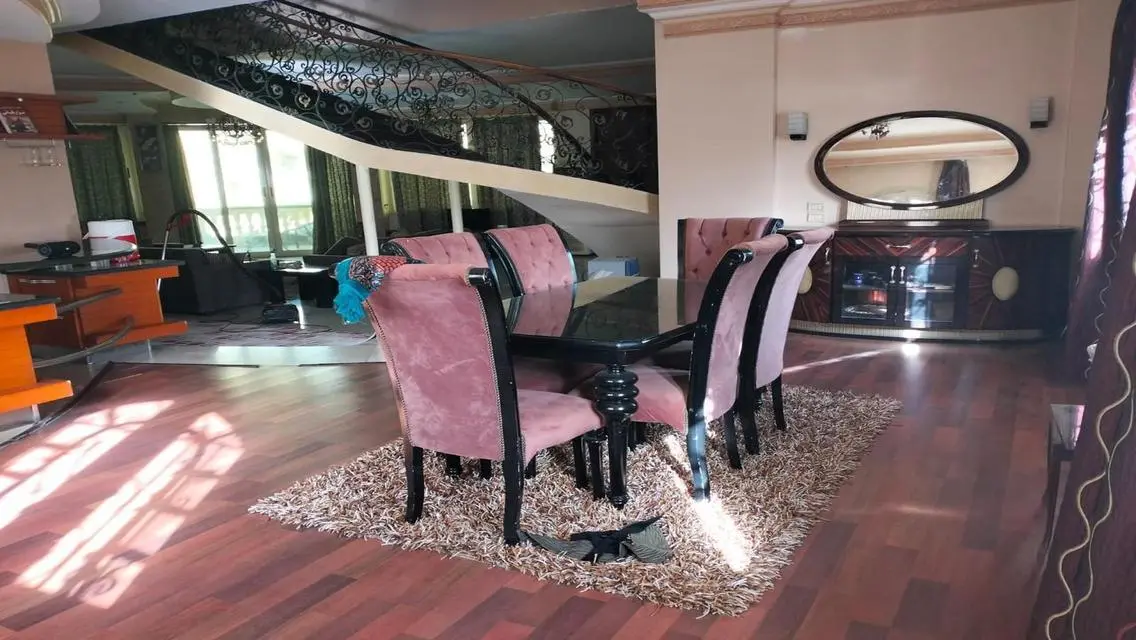 Luxury Villa with Unmatched Splendor