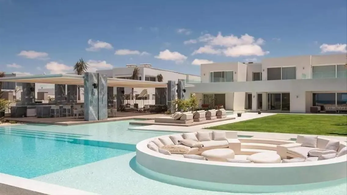 Luxury Villa at Hacienda Waters, Private Balcony with Stunning Amenities