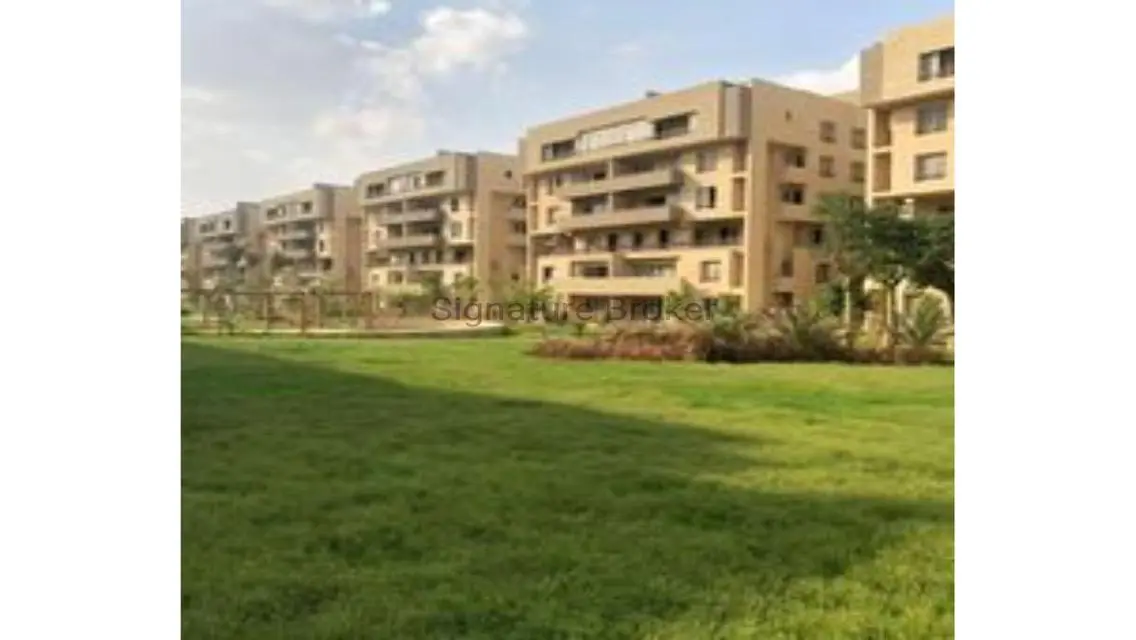 Luxury Apartment for Sale in Lakeside Area