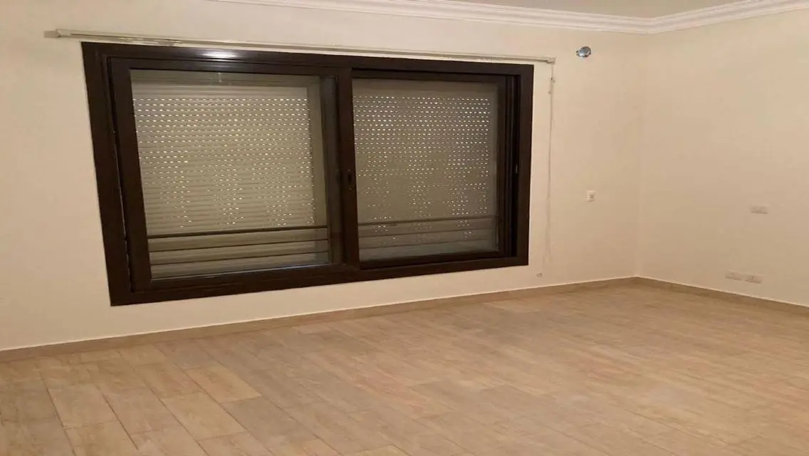 شقة فاخرة بمساحة واسعة