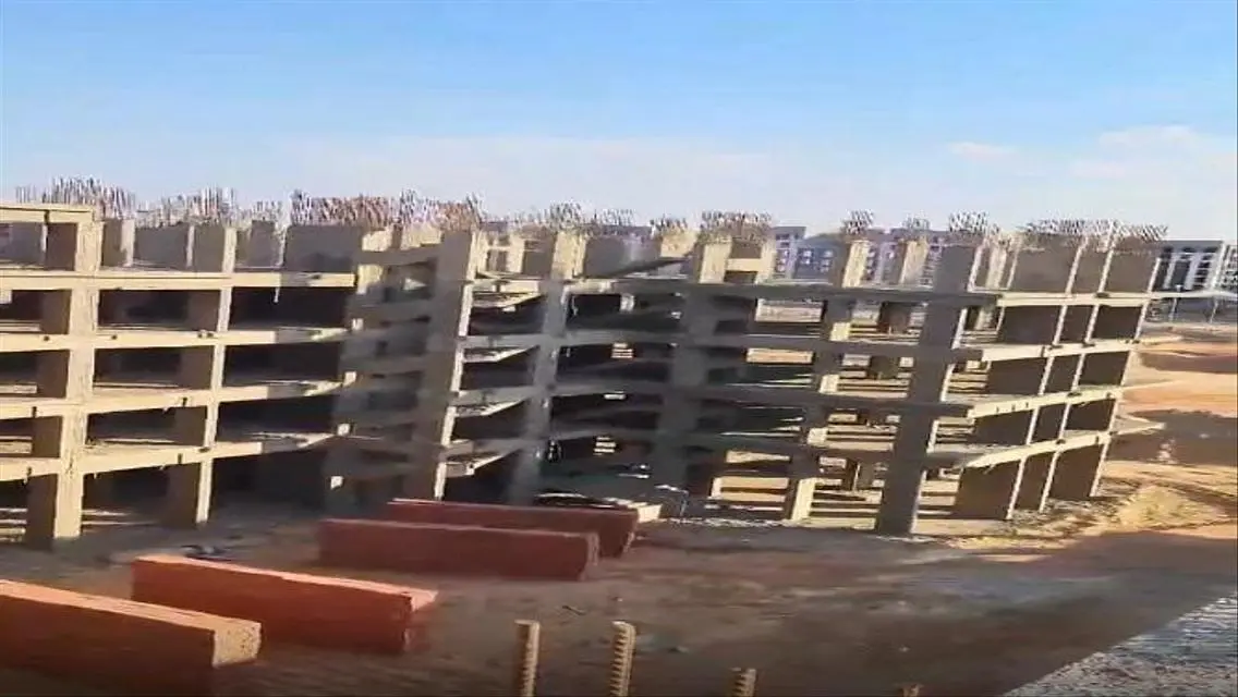 مجمع الأعمال المتميز في الشيخ زايد