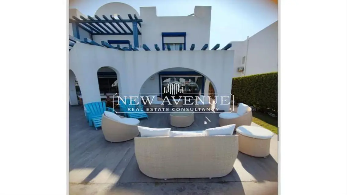 Luxury Apartment with Spacious Layout and Maid's Room