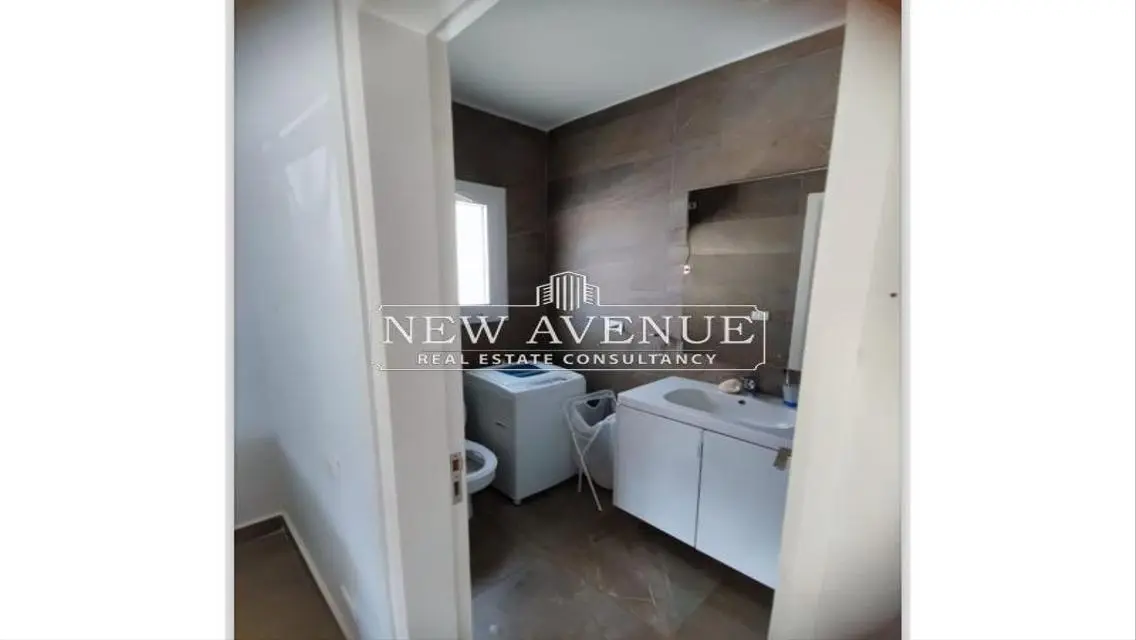 Luxury Apartment with Spacious Layout and Maid's Room