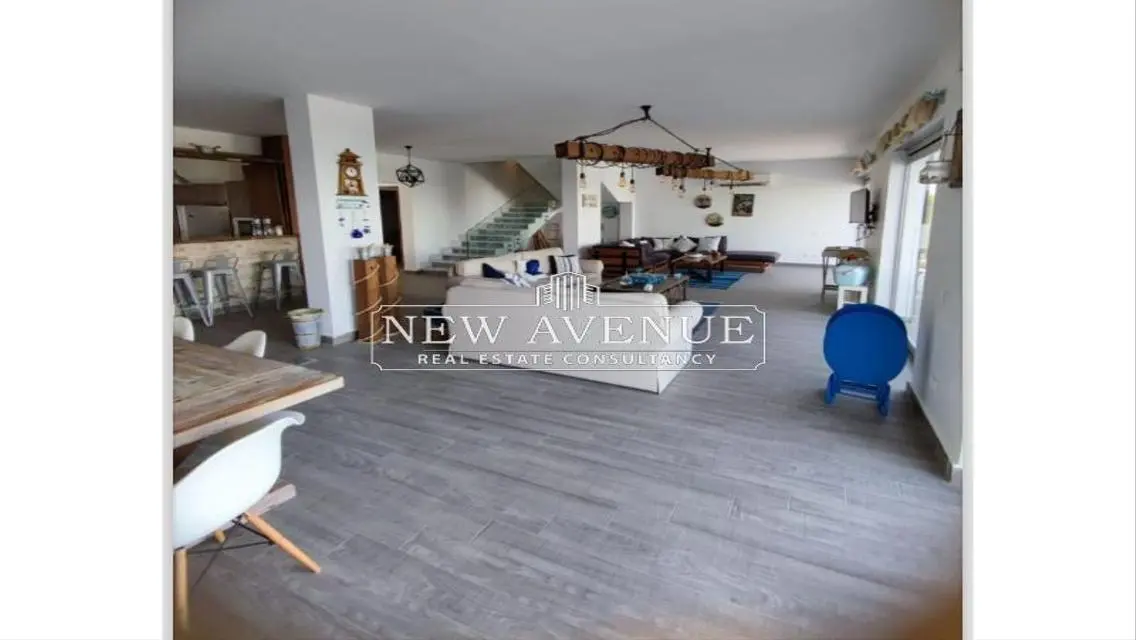 Luxury Apartment with Spacious Layout and Maid's Room