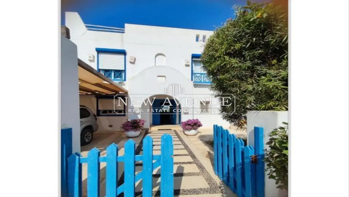 Luxury Apartment with Spacious Layout and Maid's Room