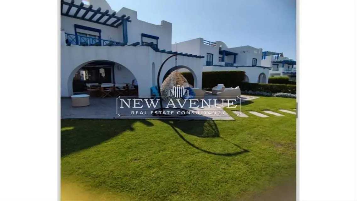 Luxury Apartment with Spacious Layout and Maid's Room