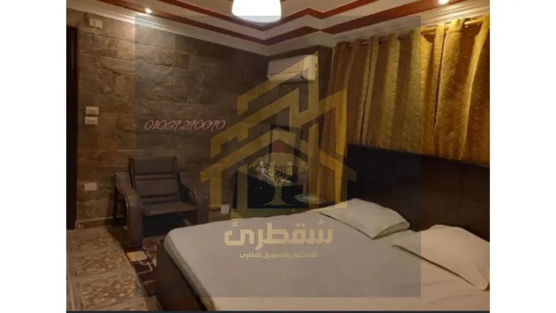 شقة فاخرة للإيجار بـ 35000 جنيهاً في موقع متميز