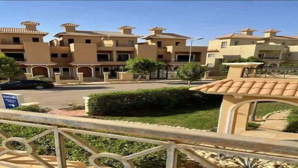 Luxury Villa for Rent with Private Garden and Shared Pool