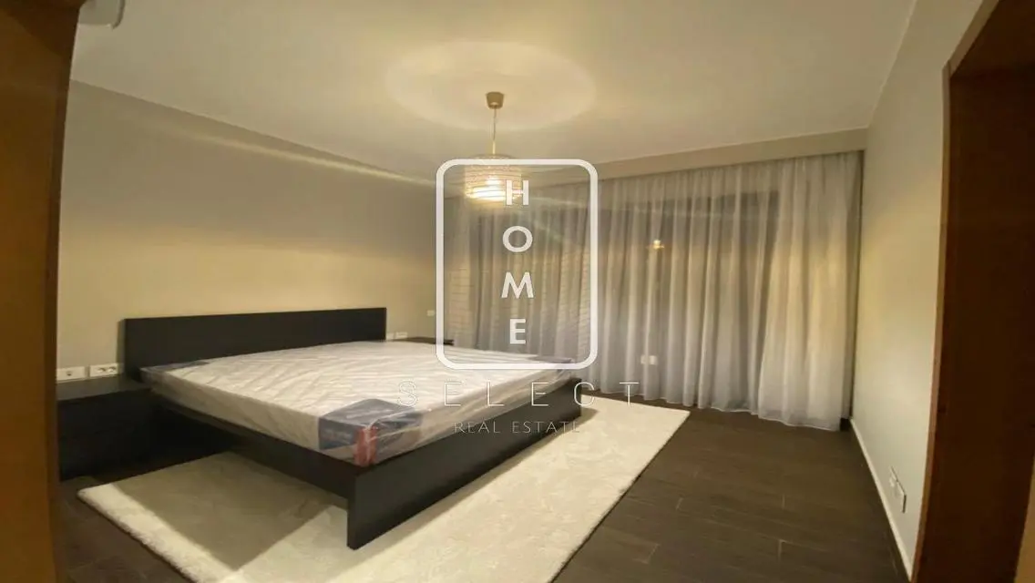 Luxury Apartment at SixWest