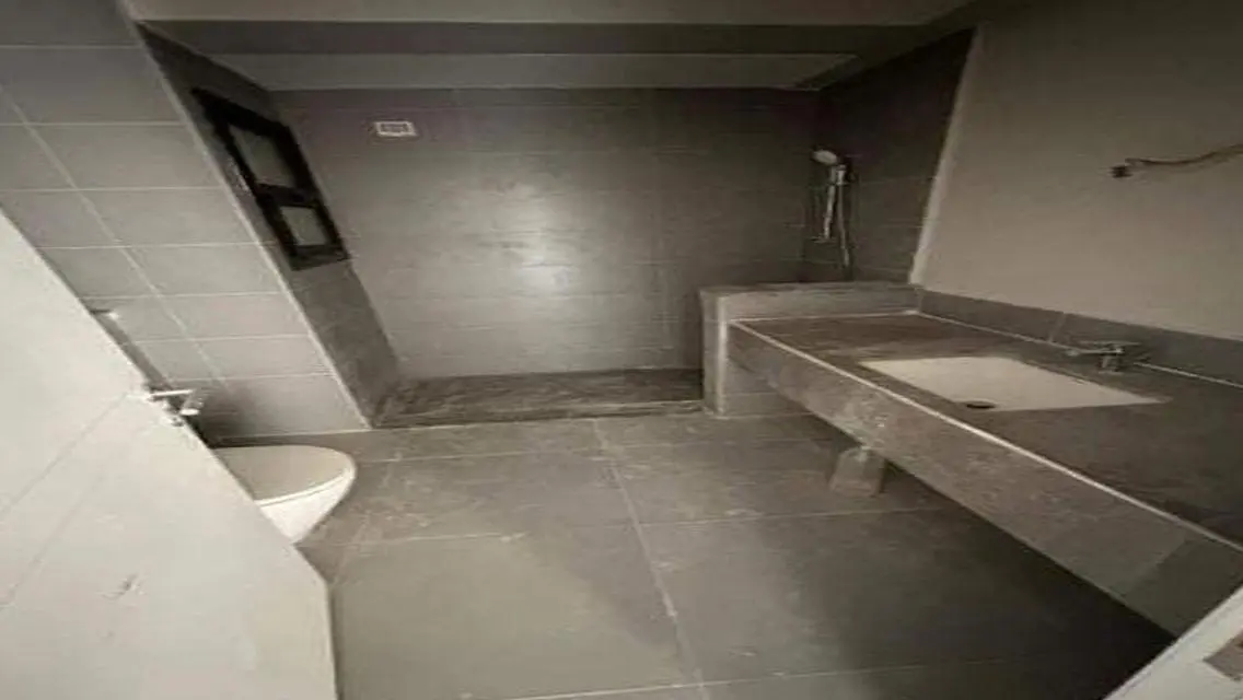 شقة فاخرة في كينت كوليج، إيميل، سكسوني