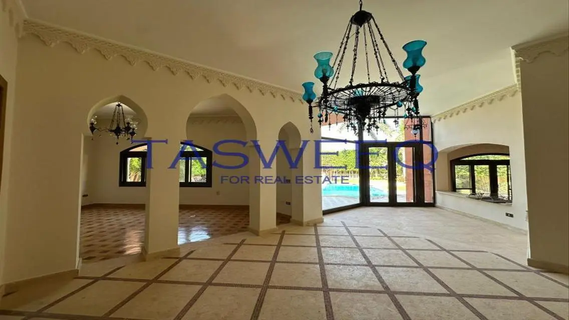 Luxurious Villa for Sale in a Prime Location