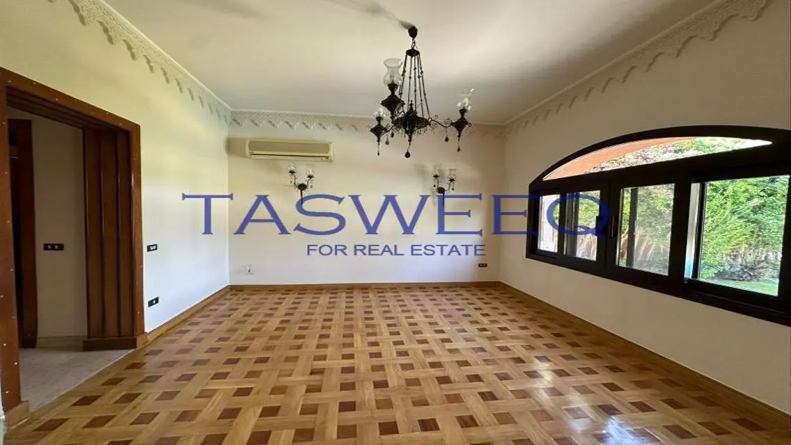 Luxurious Villa for Sale in a Prime Location