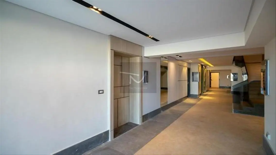 Luxurious 5 Bedroom Villa for Sale