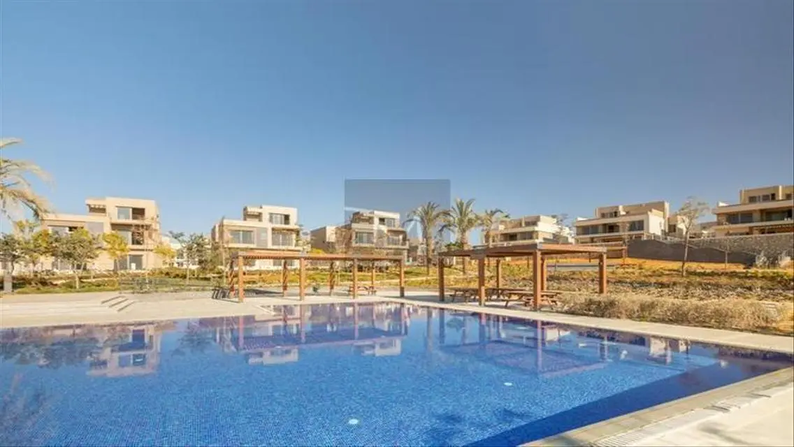 Luxurious 5 Bedroom Villa for Sale