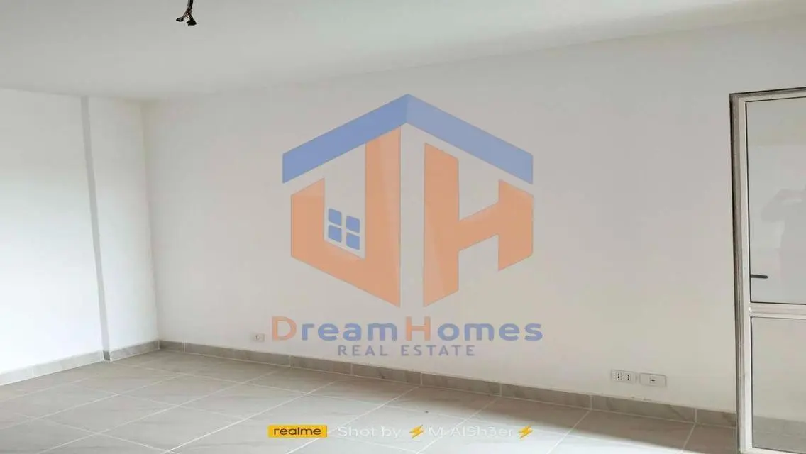 Luxurious Apartment for Sale in Madinaty - 3 Bedrooms and 2 Bathrooms