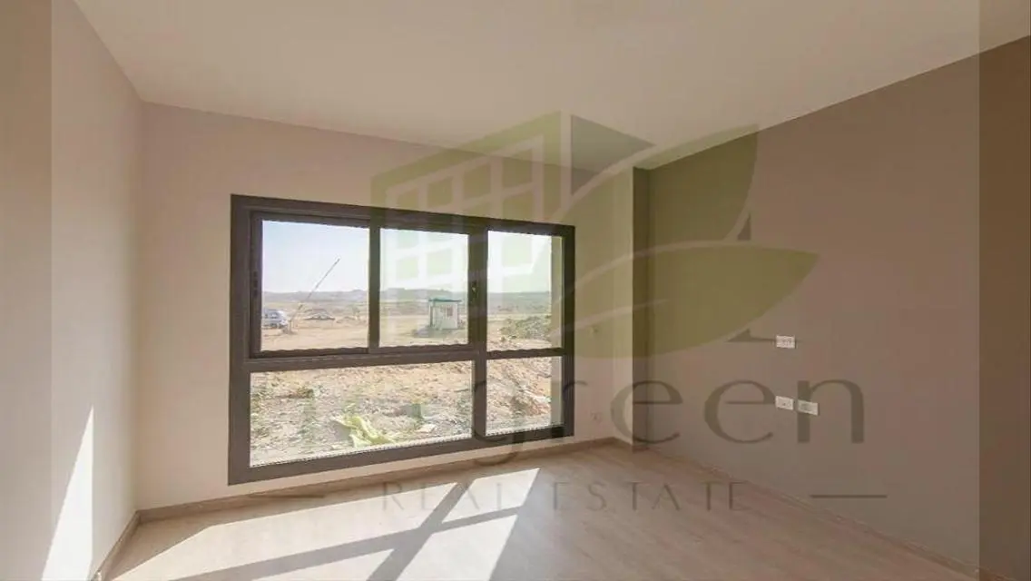 Luxurious Villa for Sale with Spacious Amenities