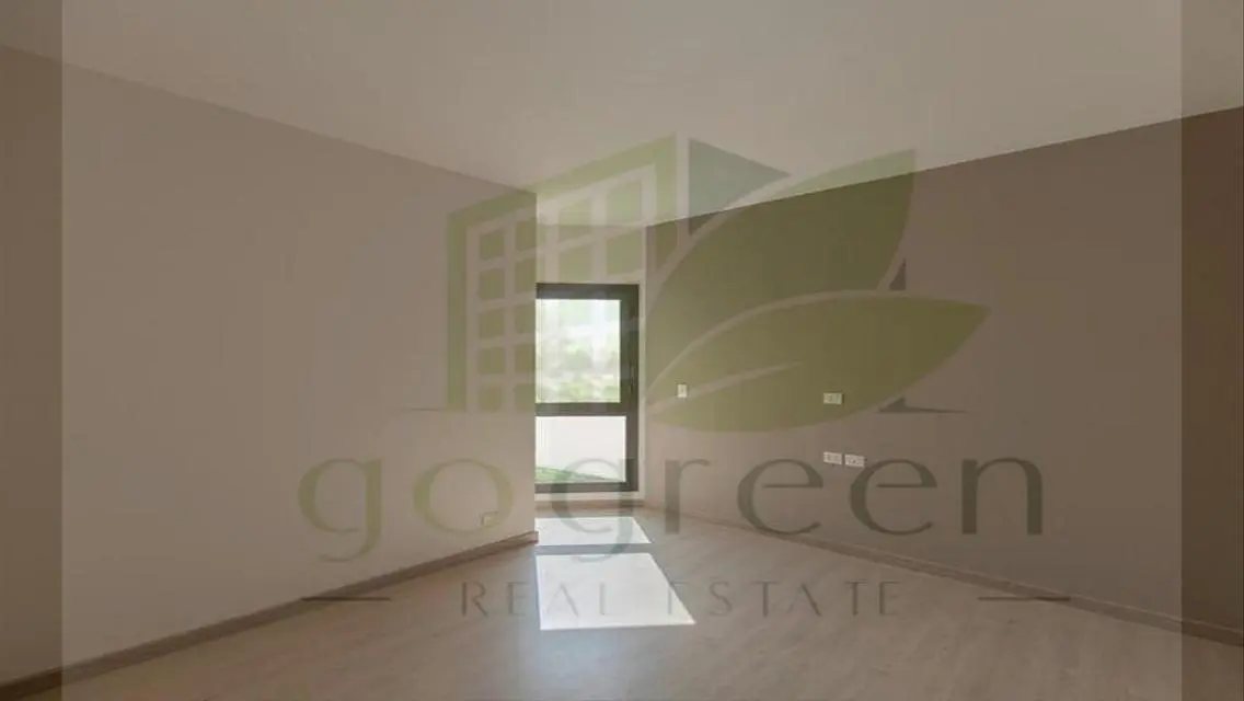 Luxurious Villa for Sale with Spacious Amenities