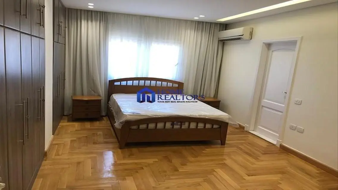 Luxury Villa with Private Pool and Study Room