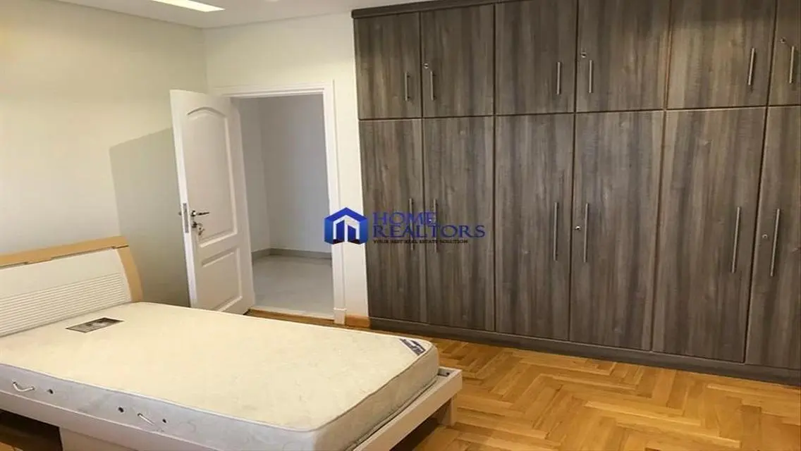 Luxury Villa with Private Pool and Study Room