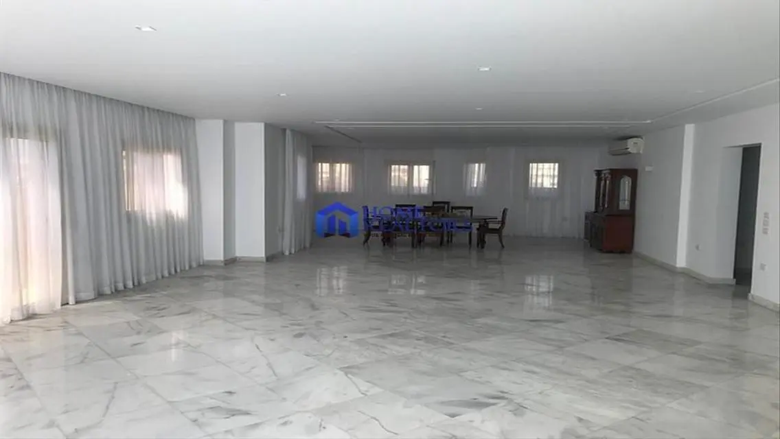 Luxury Villa with Private Pool and Study Room