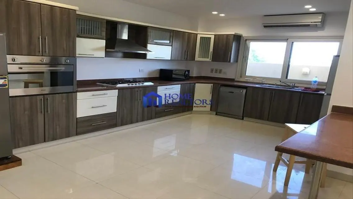 Luxury Villa with Private Pool and Study Room