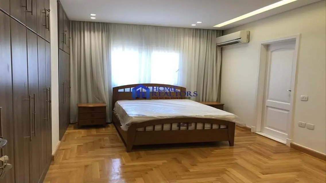 Luxury Villa with Private Pool and Study Room