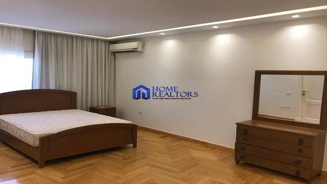 Luxury Villa with Private Pool and Study Room
