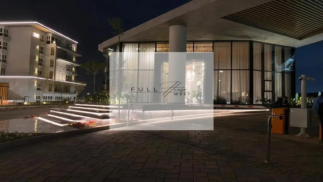 Luxurious Villa in Belle Vie 206 with Private Garden and Pool