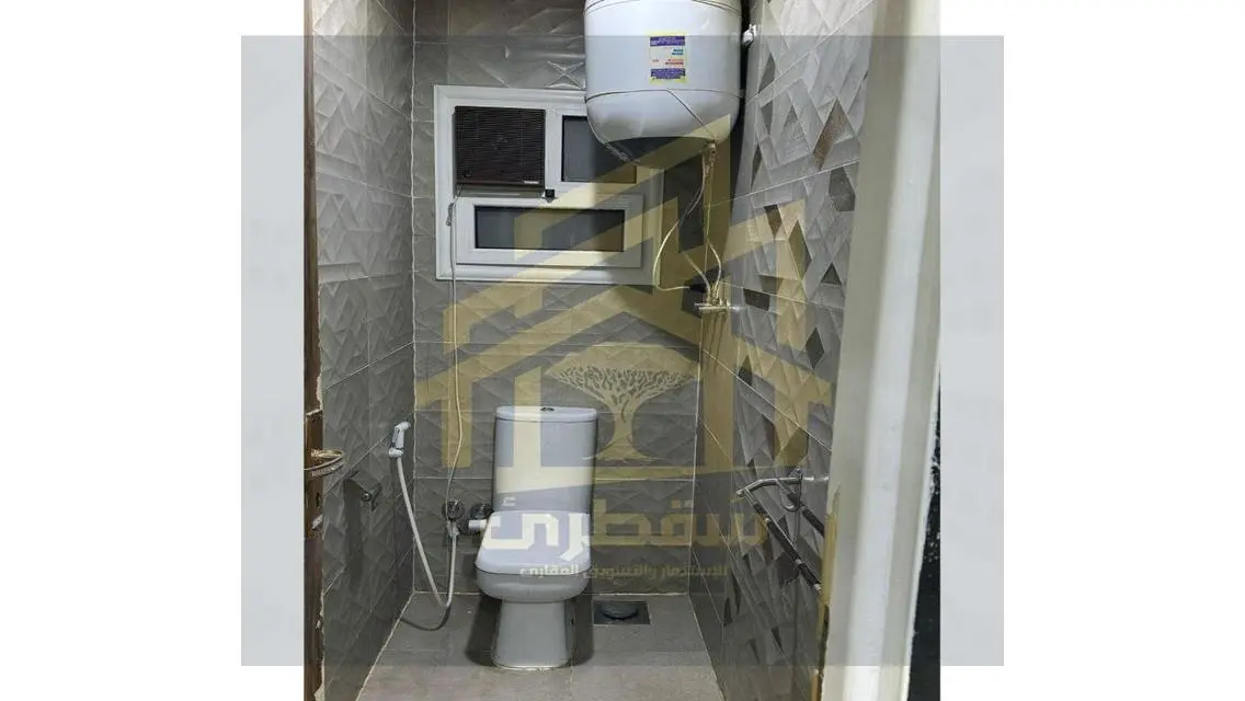 شقة فاخرة للبيع بتكييف مركزي في موقع مميز