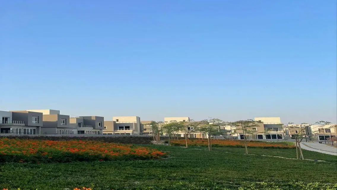 شقة فاخرة في الشيخ زايد - 393 متر مربع