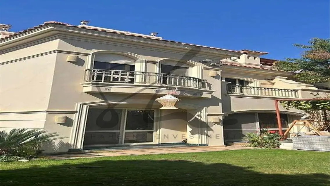 Luxury Apartment in Patio Town - 3 Bedrooms, 2 Bathrooms